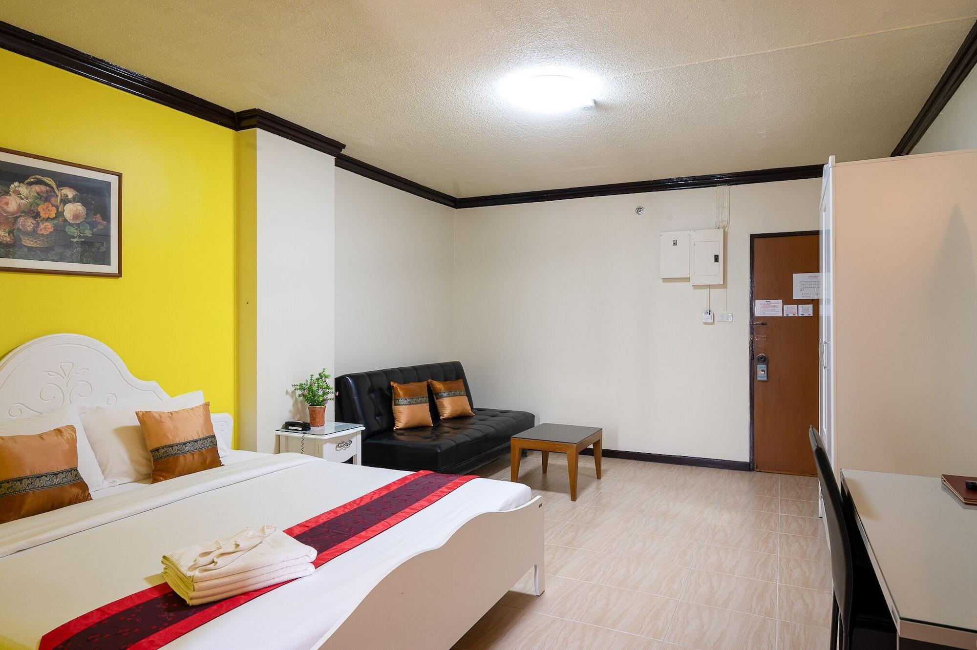 Khách sạn hẻo lánh Witchuwan Apartel Bangkok